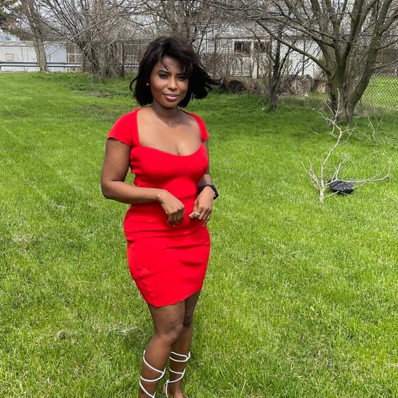 Meet your Posher, Theresa - Picture 2 of 2